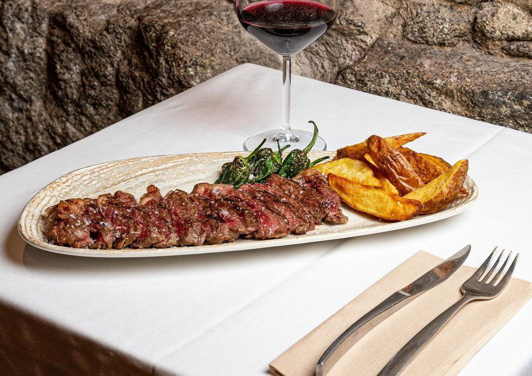 Arrabal: Cocina mediterránea en la Plaza Mayor