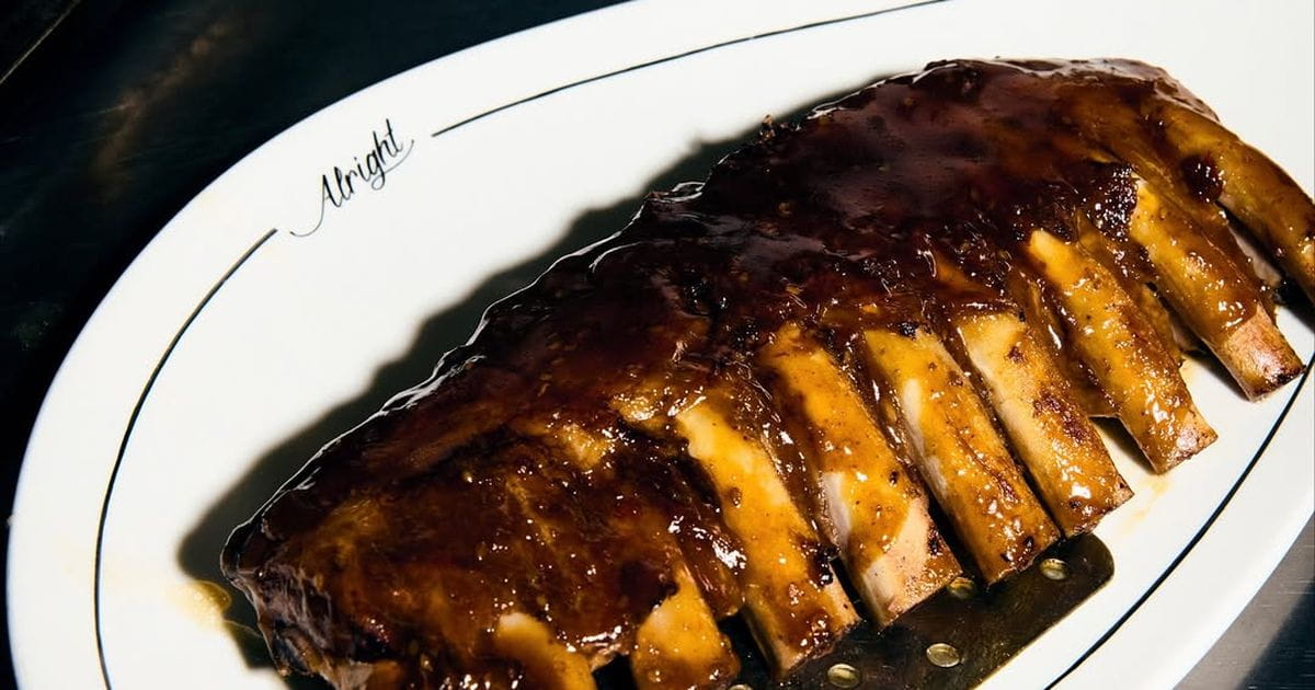 Alright: Hamburguesas y costillas BBQ en Madrid