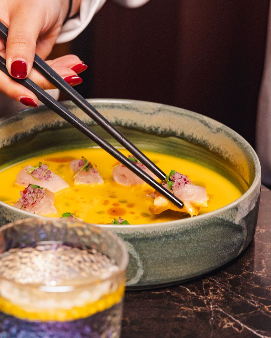 Lady Bongo: Raw Bar, Sushi y Cocina Fusión