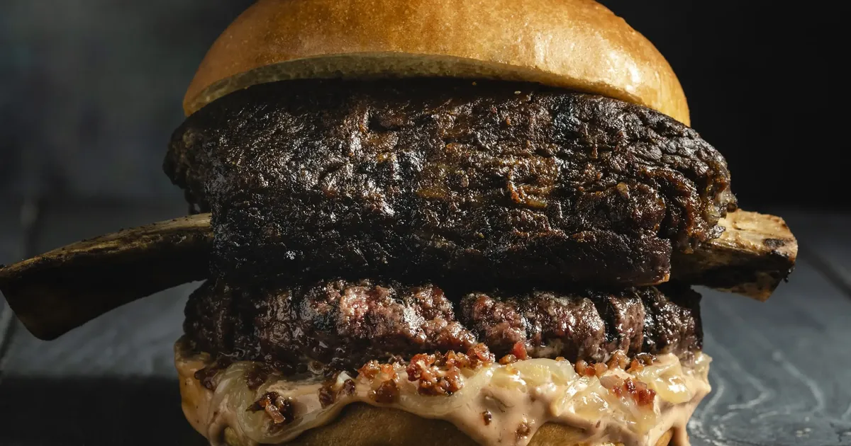 Burmet: Hamburguesas de autor y cocina fusión