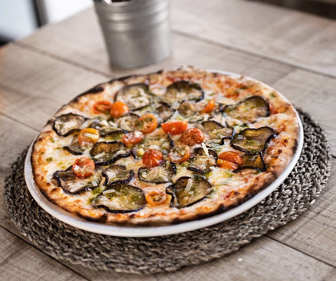 Massart: Pizzas artesanas de masa fina