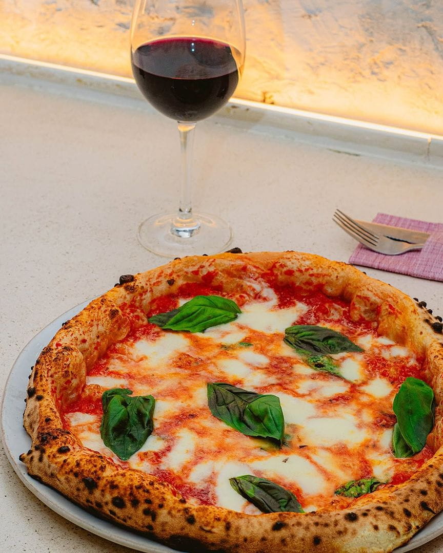 Pizza Napolitana en Madrid | Pizzería Rifugio