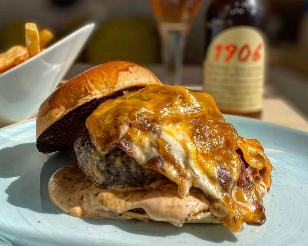 Hamburguesería Gourmet en Malasaña | Toro Burger Madrid
